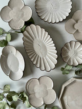 『フラワーホイール』4枚花びらオーバルソーサー