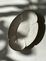 『フラワーホイール』4枚花びらオーバルソーサー