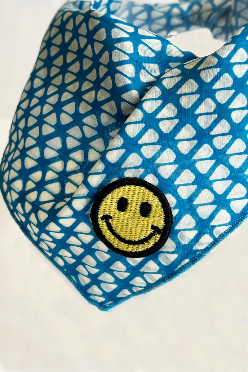 升級版絲綢頭巾藍色光學圖案